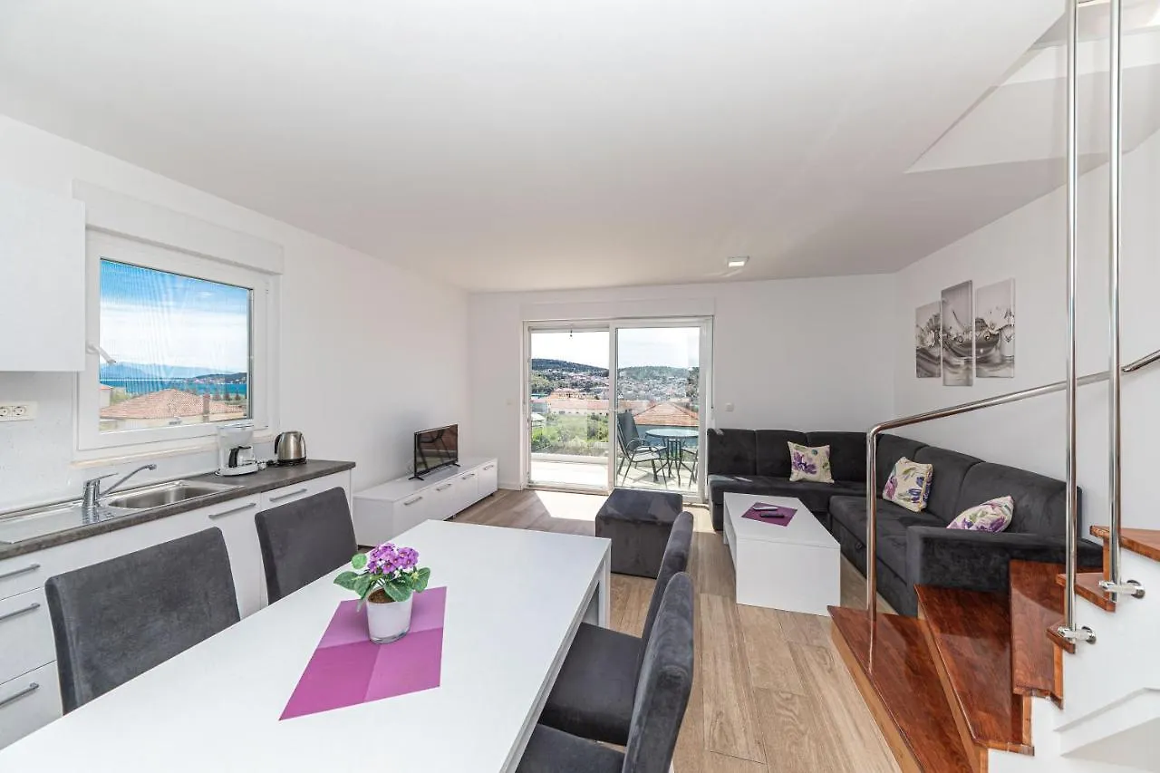 Panoramic View And Sea Apartment Trogir Croatia